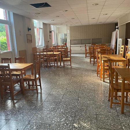 Tifani Szallo Hotell Balatonlelle Eksteriør bilde