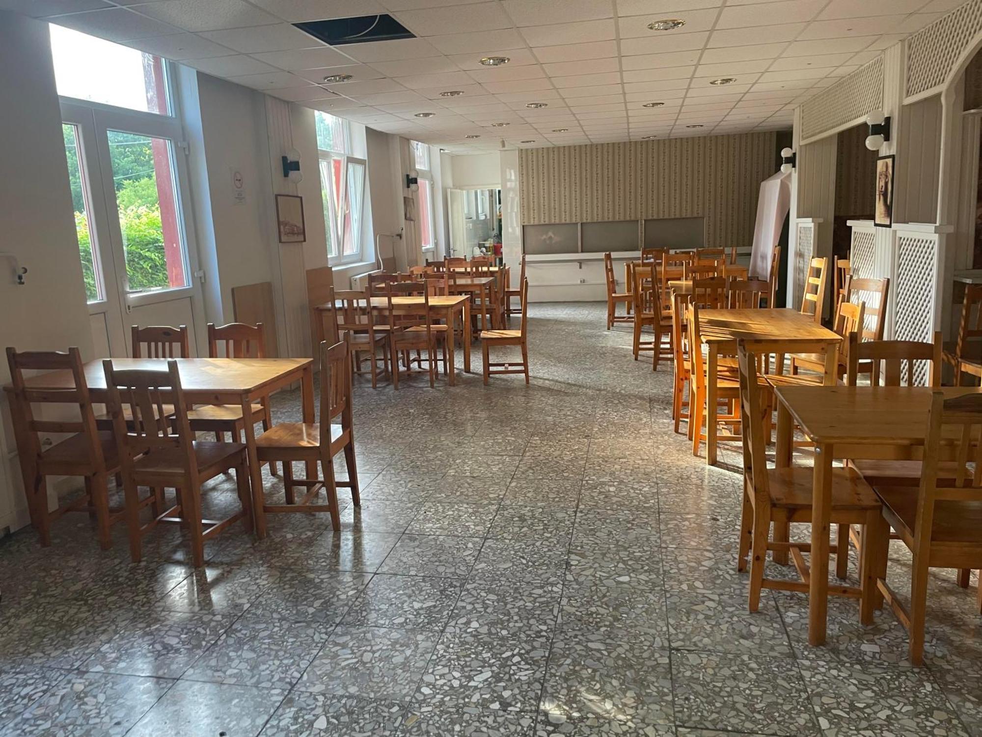 Tifani Szallo Hotell Balatonlelle Eksteriør bilde